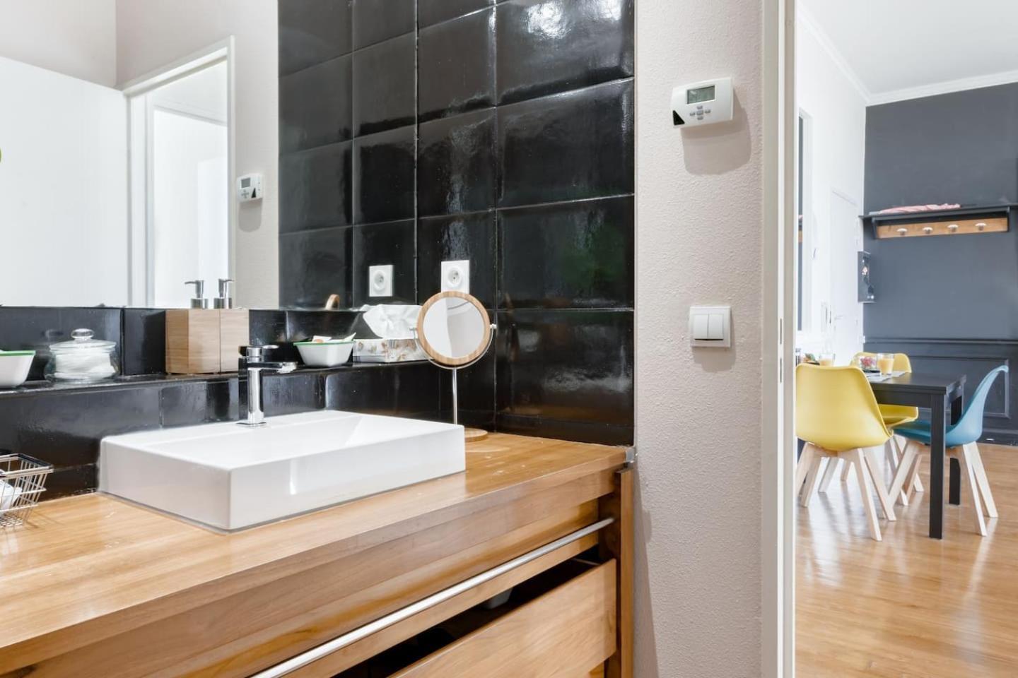 Elegant Apartment In Bordeaux At Les Chartrons Exterior foto